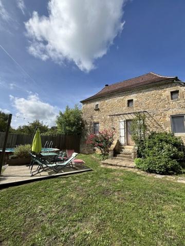 Maison à vendre |  Alvignac |  7 pièces | 360 m²