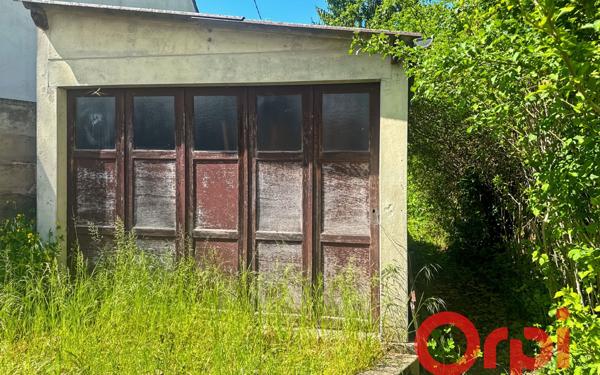 Maison à vendre    3 pièces •  Saint-Amand-Montrond