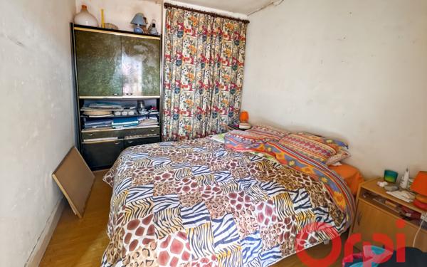 Maison à vendre    3 pièces •  Saint-Amand-Montrond