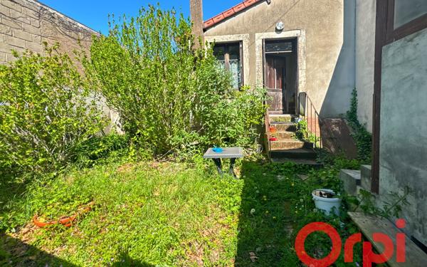 Maison à vendre    3 pièces •  Saint-Amand-Montrond