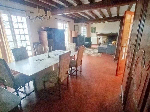 Maison à vendre 7 pièces 3000m² de terrain sur Les Buissons (89)