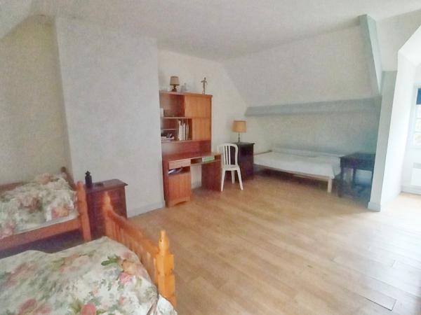 Maison à vendre 7 pièces 3000m² de terrain sur Les Buissons (89)