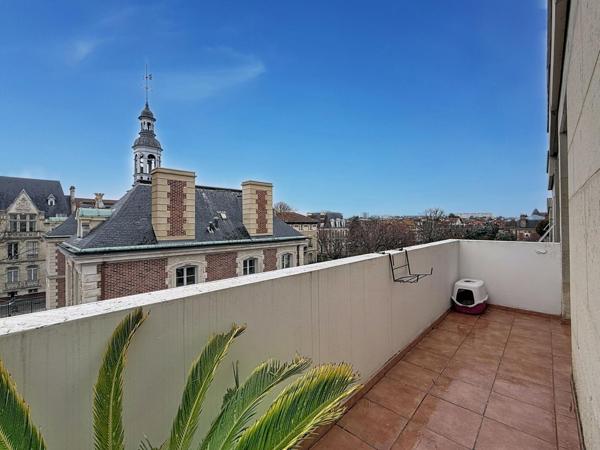 Appartement 112m² 3 chambres avec balcon, parking