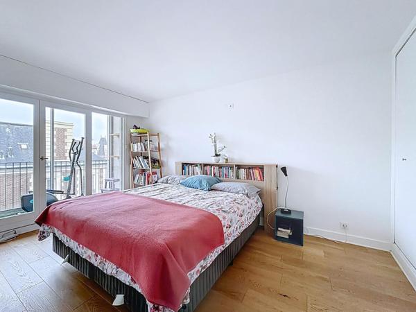 Appartement 112m² 3 chambres avec balcon, parking