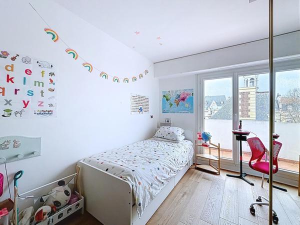 Appartement 112m² 3 chambres avec balcon, parking