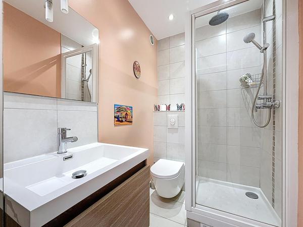 Appartement 112m² 3 chambres avec balcon, parking