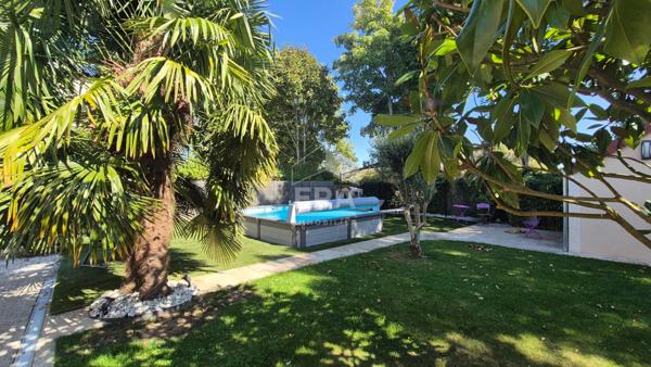 Maison Mandres Les Roses 6 pièce(s) 155 m2