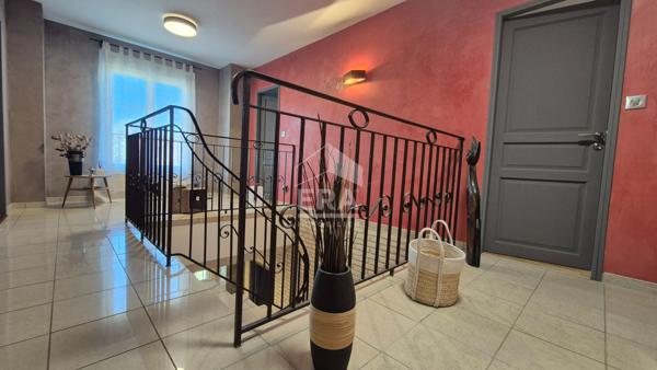 Maison Mandres Les Roses 6 pièce(s) 155 m2