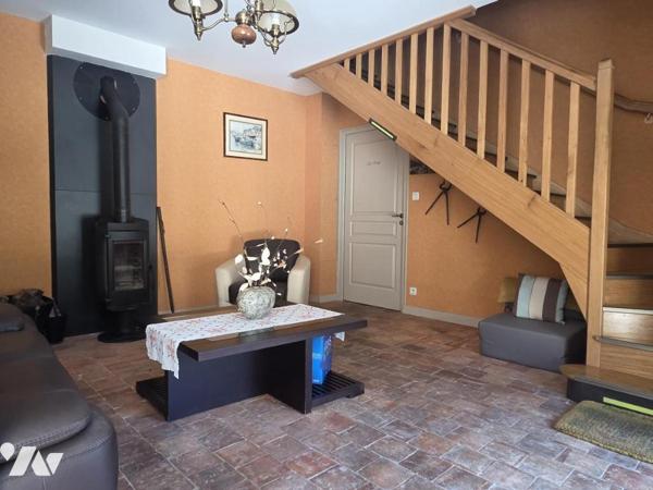 Ensemble immobilier avec chambres d'hôtes