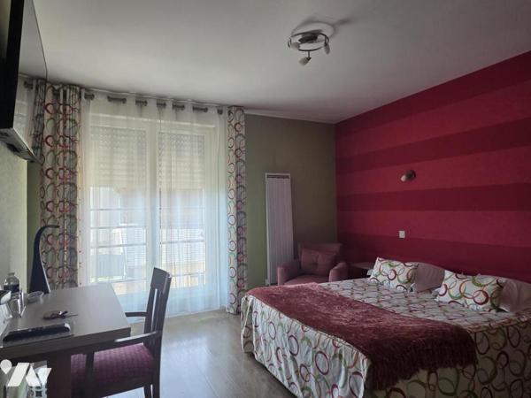 Ensemble immobilier avec chambres d'hôtes