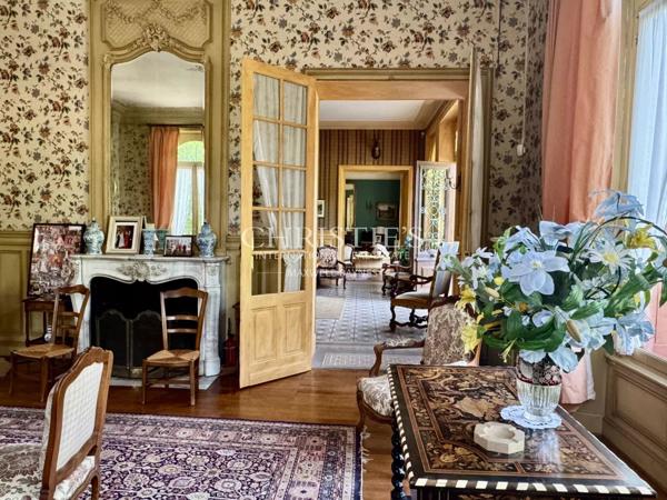 Magnifique domaine de 150Ha de près et forêts pres de Chatellerault