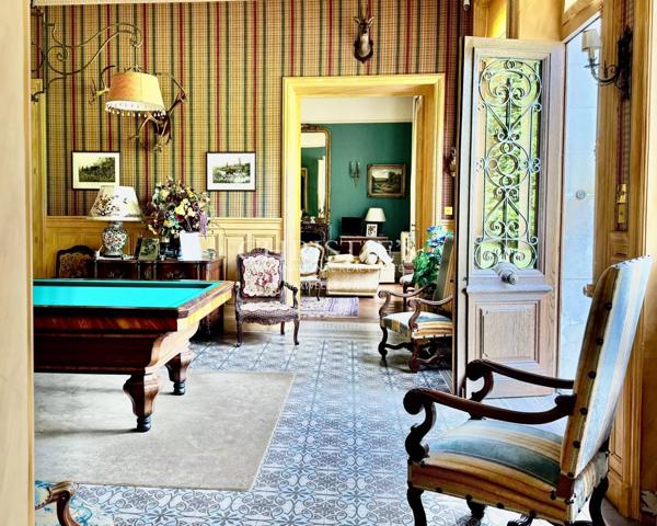 Magnifique domaine de 150Ha de près et forêts pres de Chatellerault