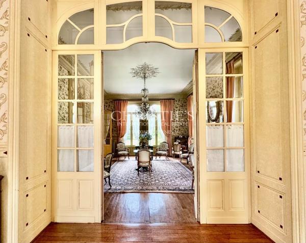 Magnifique domaine de 150Ha de près et forêts pres de Chatellerault