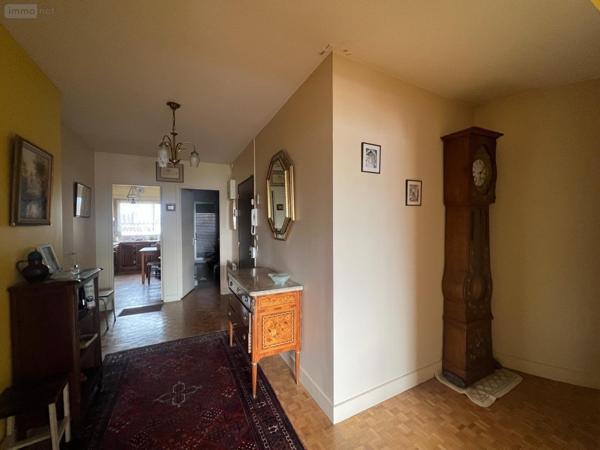 Appartement ancien à vendre à Les Lilas en Seine-Saint-Denis (93260), ref : 66018/2025/10/2-VI