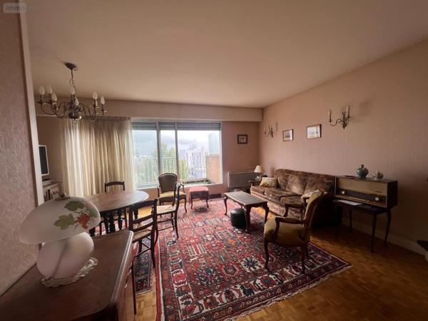 Appartement ancien à vendre à Les Lilas en Seine-Saint-Denis (93260), ref : 66018/2025/10/2-VI