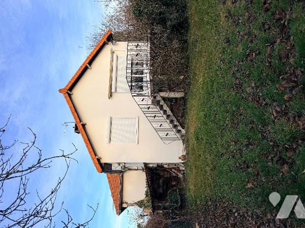 Maison individuelle avec jardin à VENDAT
