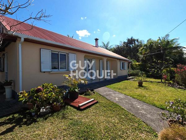 Maison Familiale + dépendance vue mer