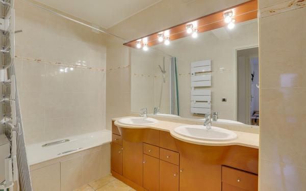 Appartement à vendre    3 pièces • 79,13 m2 Ciboure