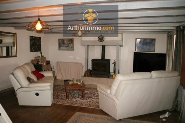 Vente                                                      Maison
                        
                     5 pièces                      157 m2                     à Josselin