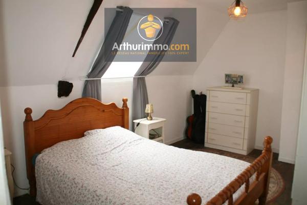 Vente                                                      Maison
                        
                     5 pièces                      157 m2                     à Josselin