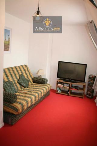 Vente                                                      Maison
                        
                     5 pièces                      157 m2                     à Josselin