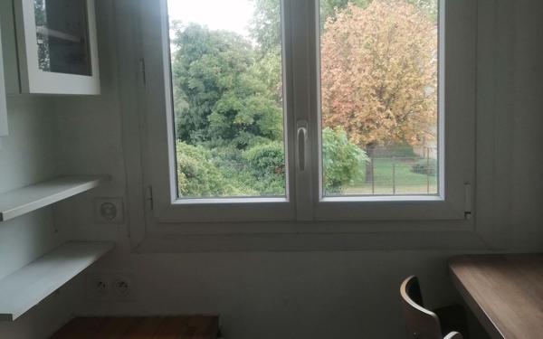 Appartement à louer    1 pièce •  Rosny-sous-Bois