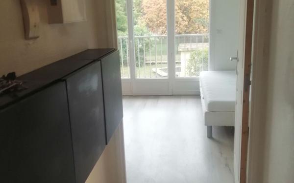 Appartement à louer    1 pièce •  Rosny-sous-Bois