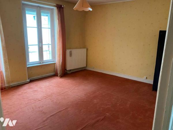 Falaise: Maison en pierres, 4 chambres, , terrain 293m²