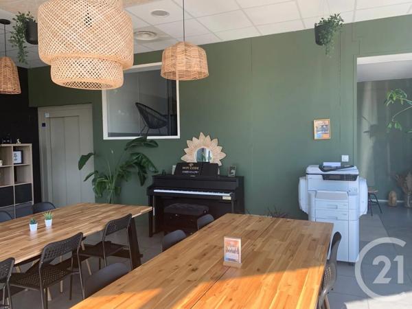 à vendre  740 m 2   CASTRIES  - 34