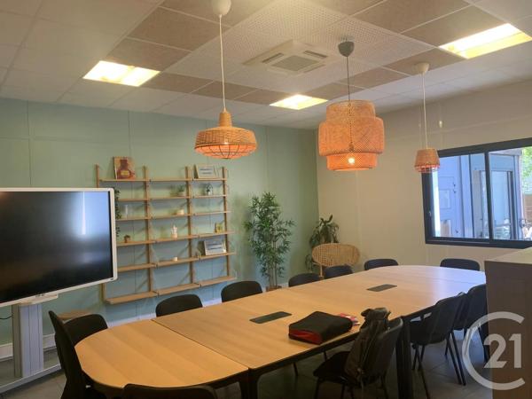 à vendre  740 m 2   CASTRIES  - 34