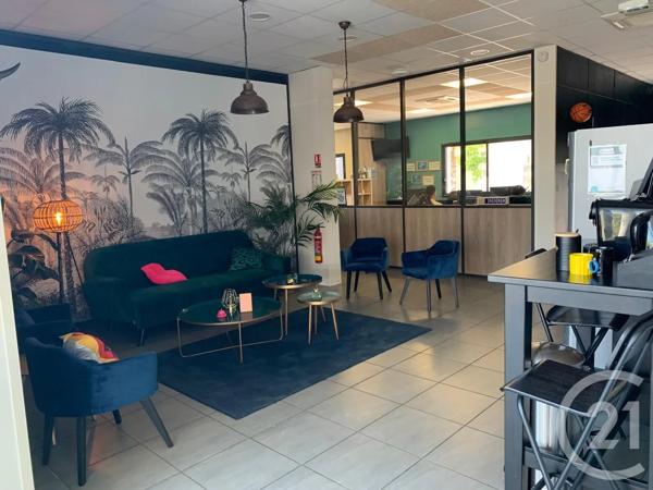 à vendre  740 m 2   CASTRIES  - 34