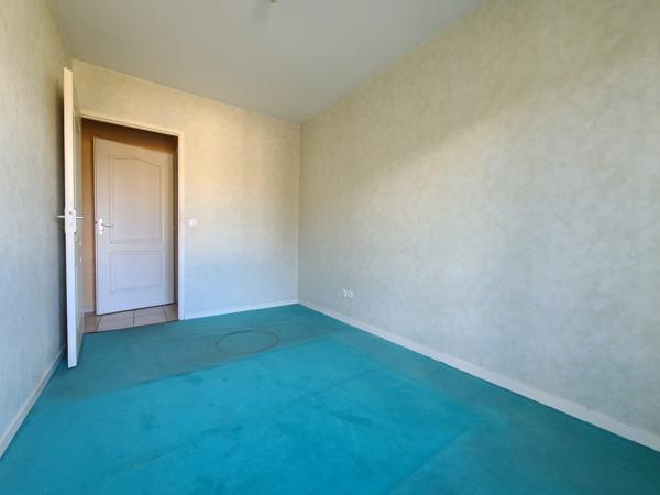 Pussay (91740) EXCLUSIVITÉ PUSSAY APPARTEMENT F3 52 M2 DANS RESIDENCE RECENTE AVEC 2 PARKINGS