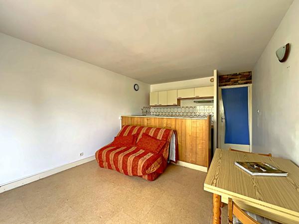 APPARTEMENT à VAUX SUR MER