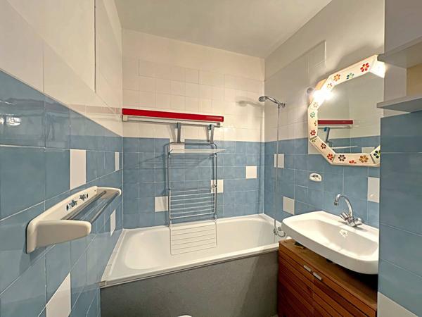 APPARTEMENT à VAUX SUR MER