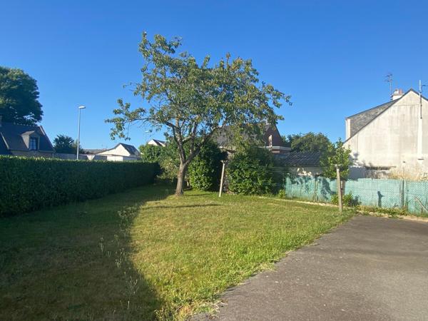 Maison de 7 pièces sur un terrain clos de plus de 520 m².