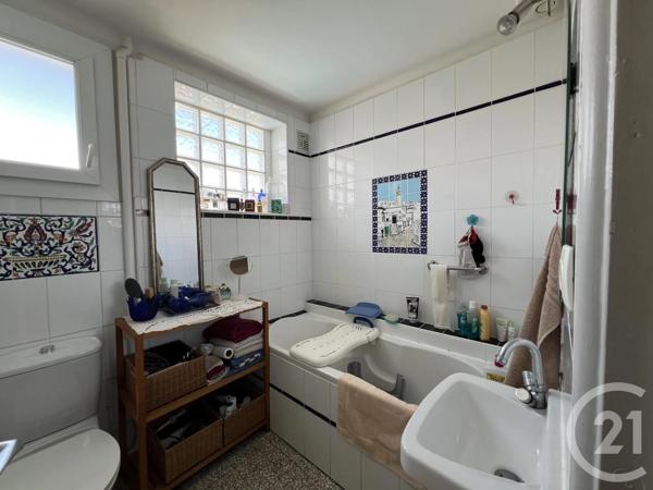 Maison à vendre  6 pièces - 130,97 m 2   AGDE  - 34