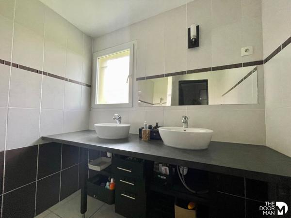 Maison - Vendu - 110 m² - FRONTENAY-ROHAN-ROHAN | The Door Man