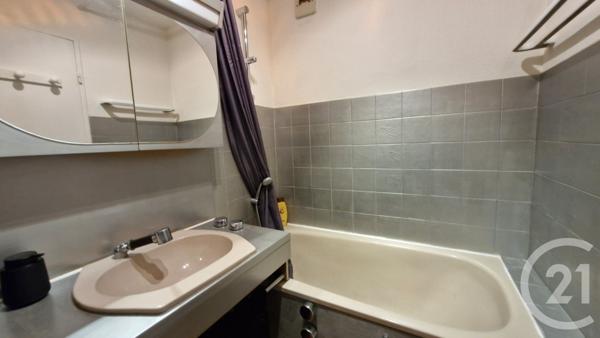 Appartement F2 à vendre  2 pièces - 28,15 m2 BORMES LES MIMOSAS - 83