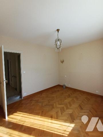 Maison spacieuse , Rue du Levant, quartier du jardin des plantes !
