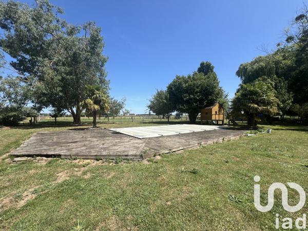 Maison à vendre 6 pièces 210 m² Saint-Ouen-en-Belin