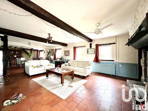 Maison à vendre 6 pièces 210 m² Saint-Ouen-en-Belin