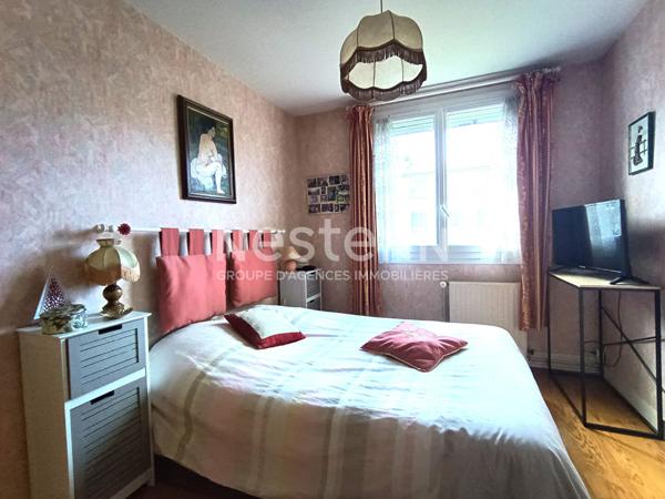 Appartement à vendre à Vannes 3 pièces environ 60m² idéalement situé à 2 pas de l'intra muros de Vannes.