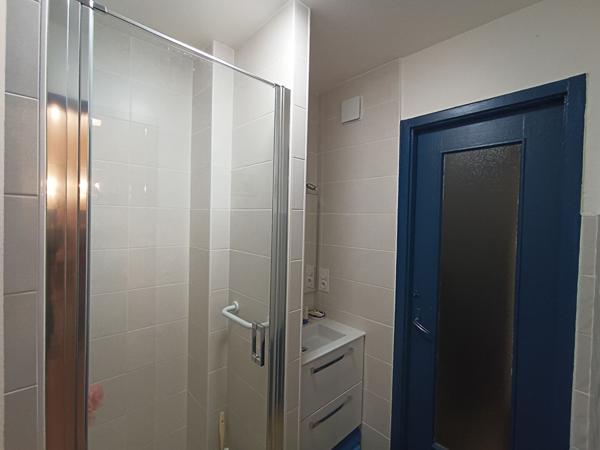 Appartement à vendre à Vannes 3 pièces environ 60m² idéalement situé à 2 pas de l'intra muros de Vannes.