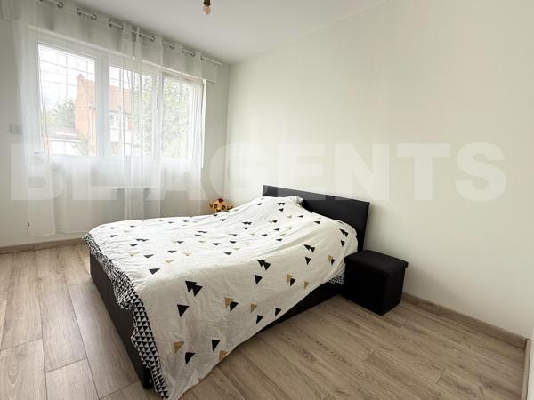 Plain-pied rénové avec grand sous-sol et jardin – Courrières