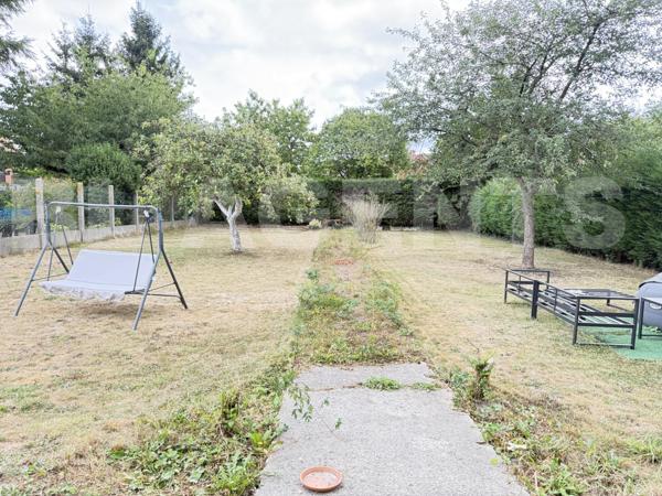 Plain-pied rénové avec grand sous-sol et jardin – Courrières