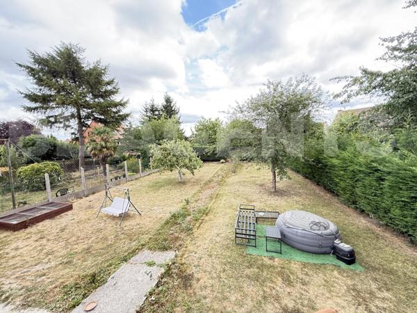 Plain-pied rénové avec grand sous-sol et jardin – Courrières