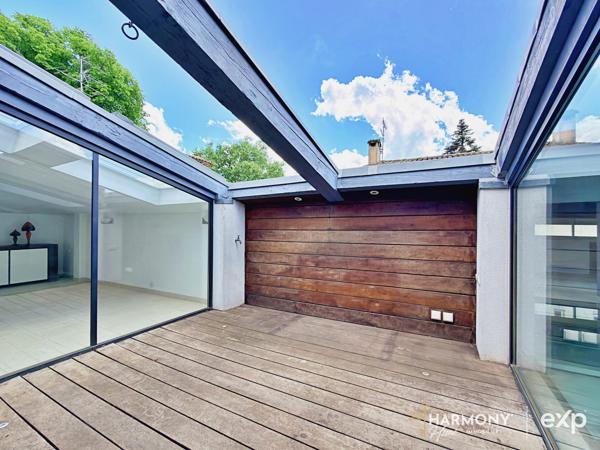 Maison de ville en Duplex avec terrasse et garage