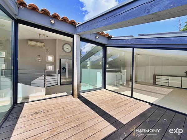 Maison de ville en Duplex avec terrasse et garage