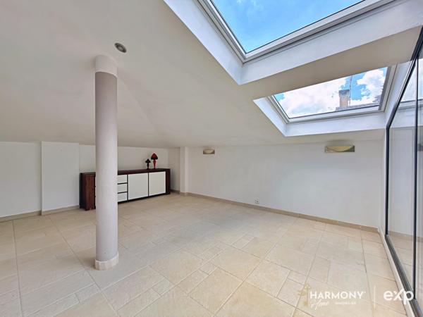 Maison de ville en Duplex avec terrasse et garage