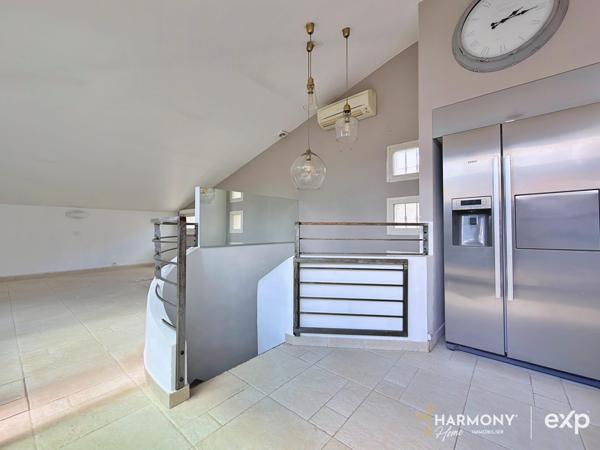 Maison de ville en Duplex avec terrasse et garage
